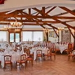 Chateau De Salles Vézac