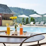 Hotel Chateau De Salles 4*