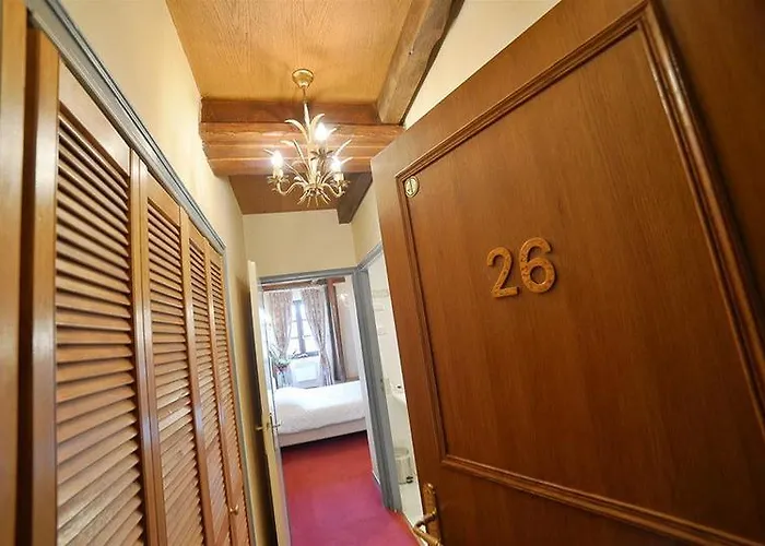 Chateau De Salles 4* Vézac