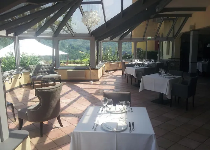 Hotel Chateau De Salles