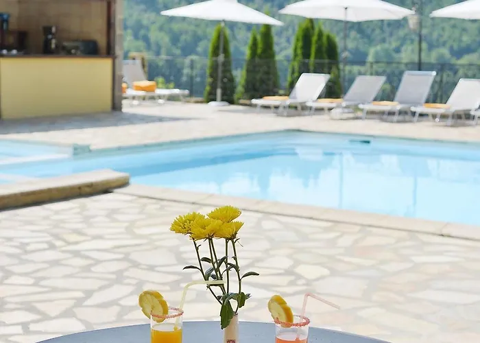 Chateau De Salles 4* Vézac